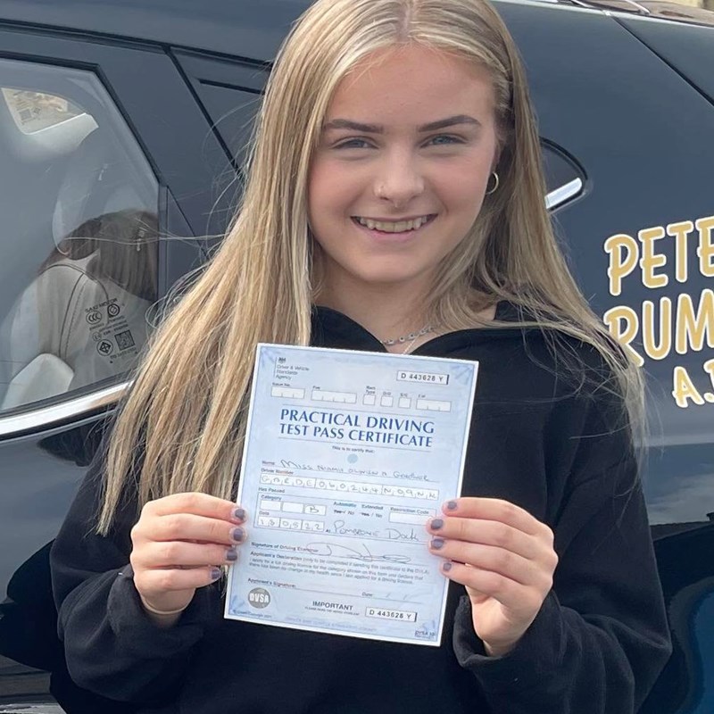 Niamh Gardener Review of Fast Track Driving School