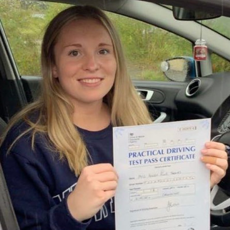 Anwen Thomas Review of Fast Track Driving School