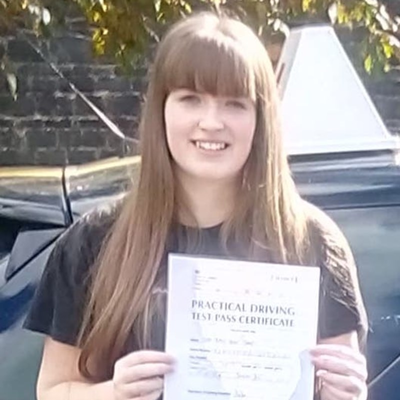 Sophie James Review of Fast Track Driving School