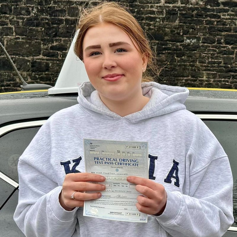 Courtney Leonard Review of Fast Track Driving School