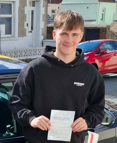 Ollie Mayhew (Test Pass)