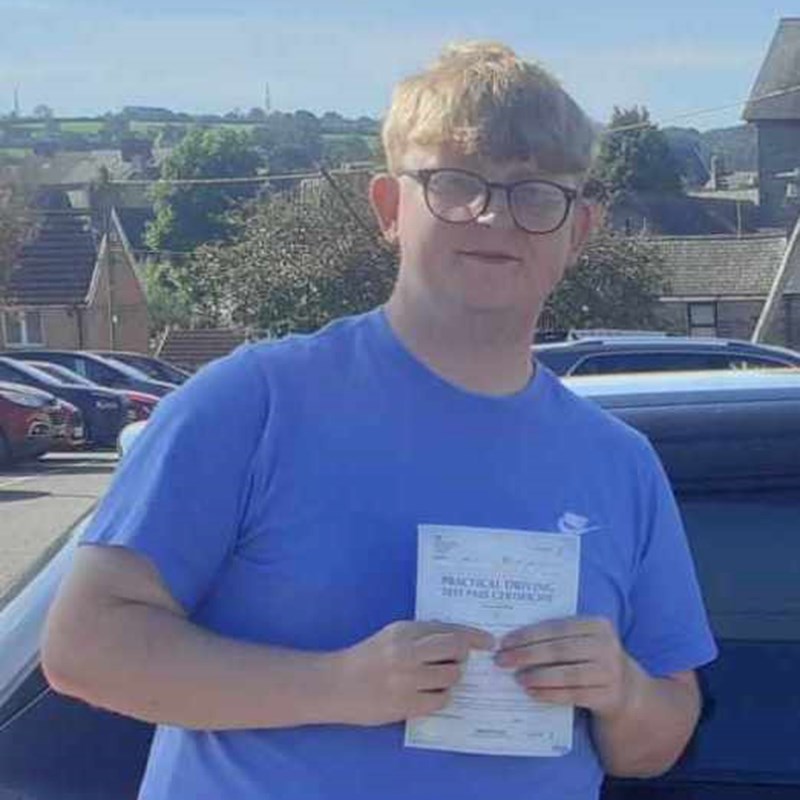 Thomas Howells Review of Fast Track Driving School