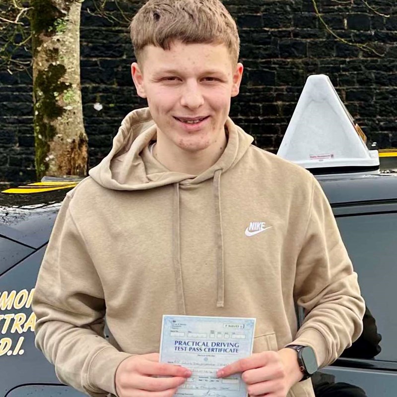 Lewis Llewellyn Review of Fast Track Driving School