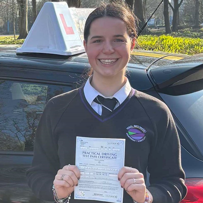 Seren Rigby-Stock Review of Fast Track Driving School