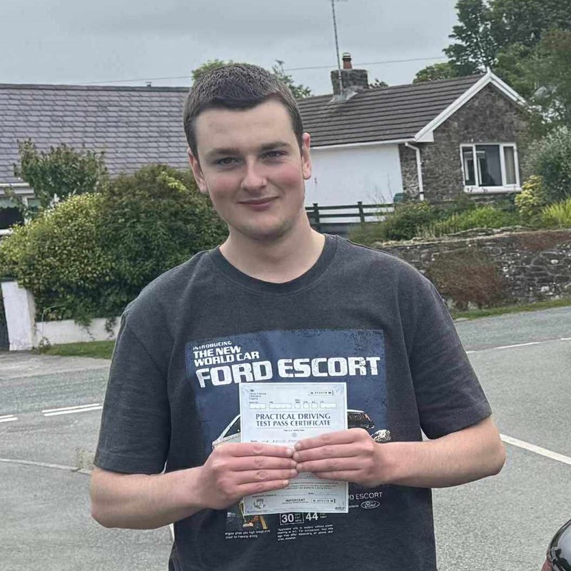 Iestyn Morgan Review of Fast Track Driving School