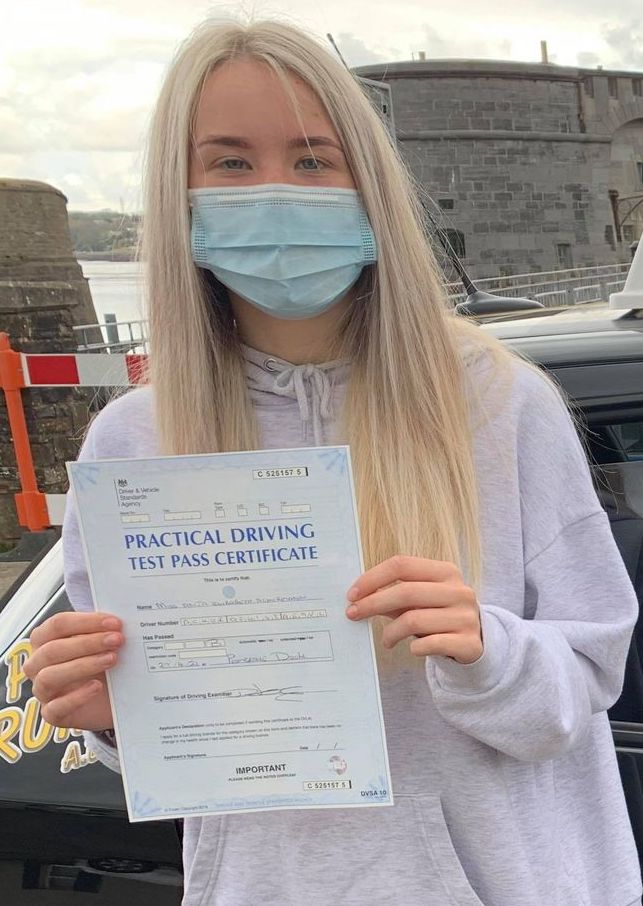 Anja Ackermann (Test Pass)