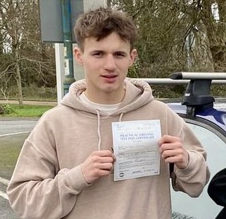 Tom Edmonds (Test Pass)