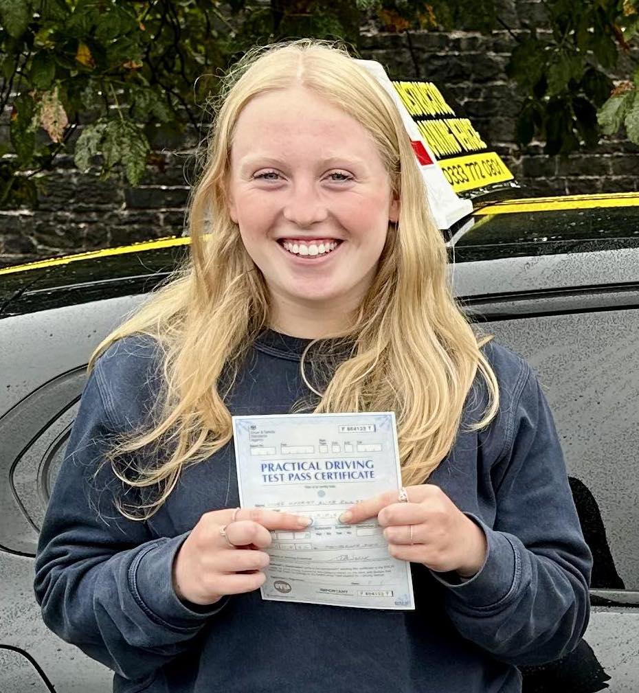 Hattie Roulston (Test Pass)