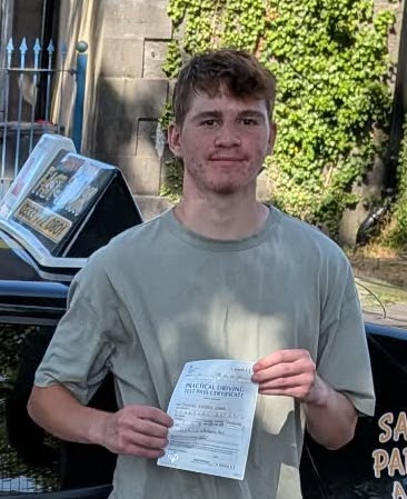 Tom Evans (Test Pass)